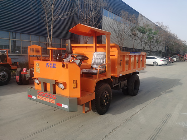 四不像礦用運(yùn)輸車